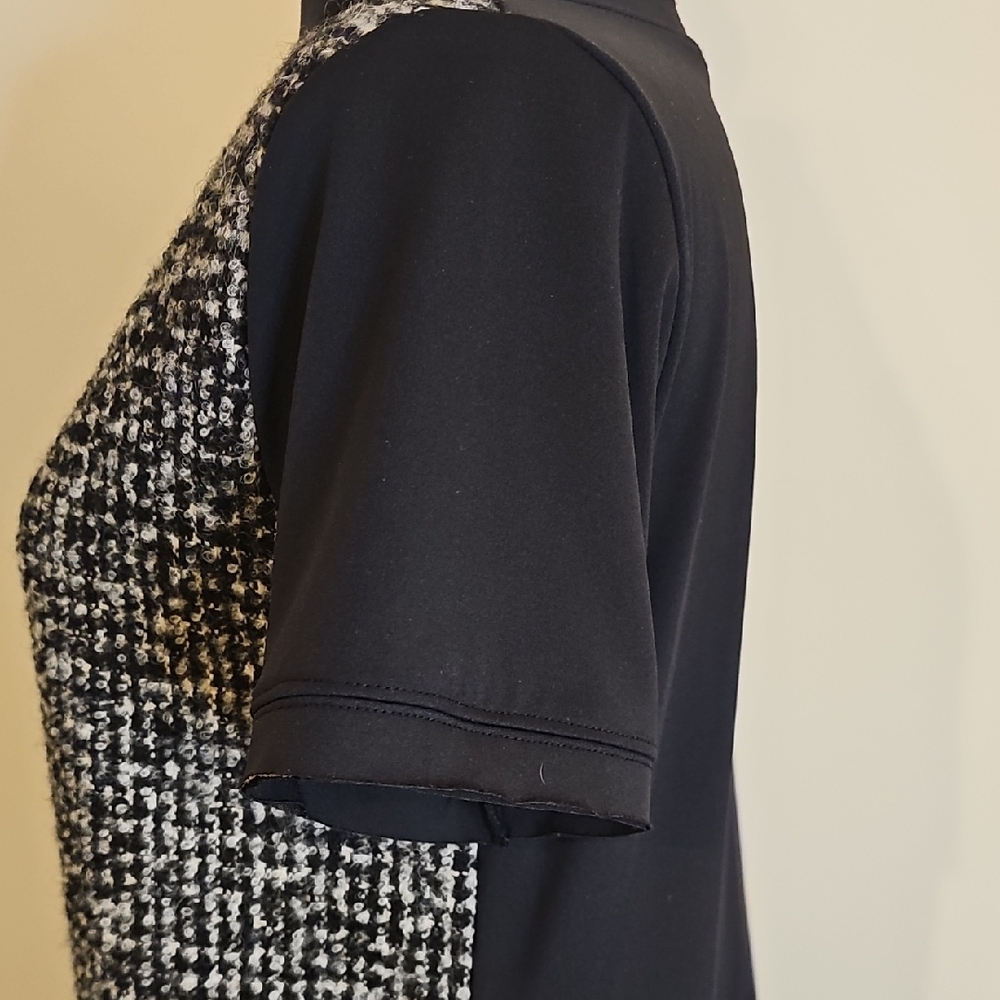 Moncler Black and White Tweed Dress - Picture 4 of 8